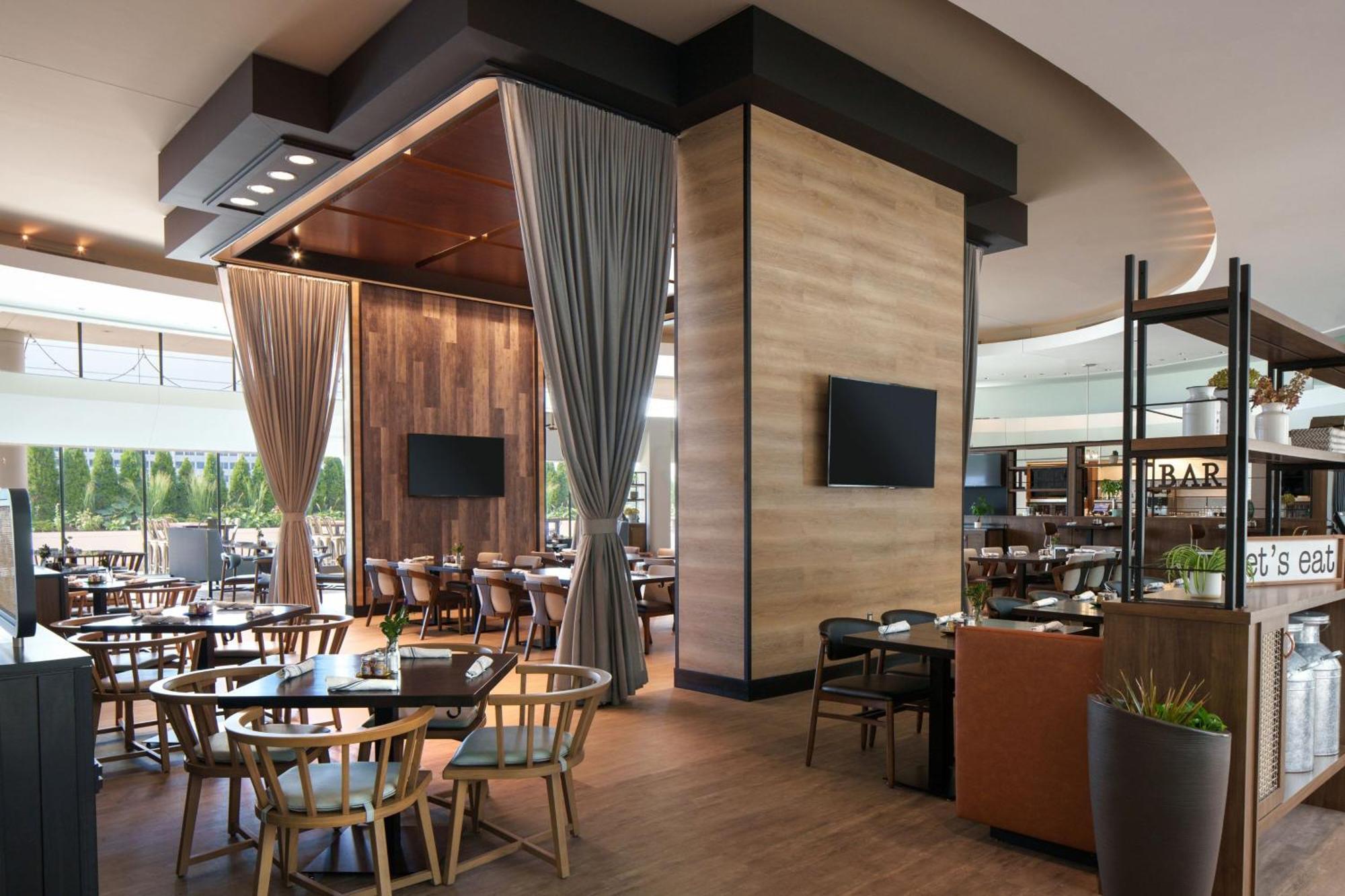Renaissance Schaumburg Convention Center Hotel Ngoại thất bức ảnh