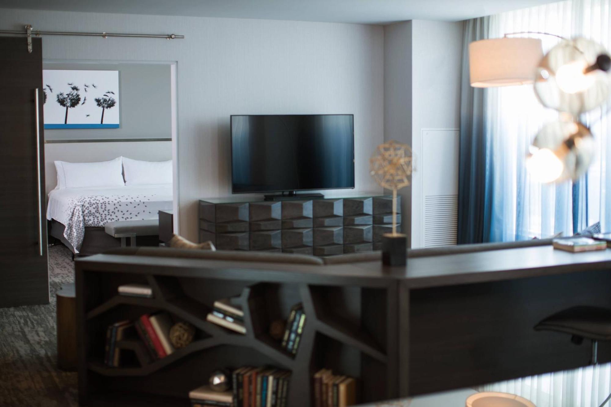 Renaissance Schaumburg Convention Center Hotel Ngoại thất bức ảnh